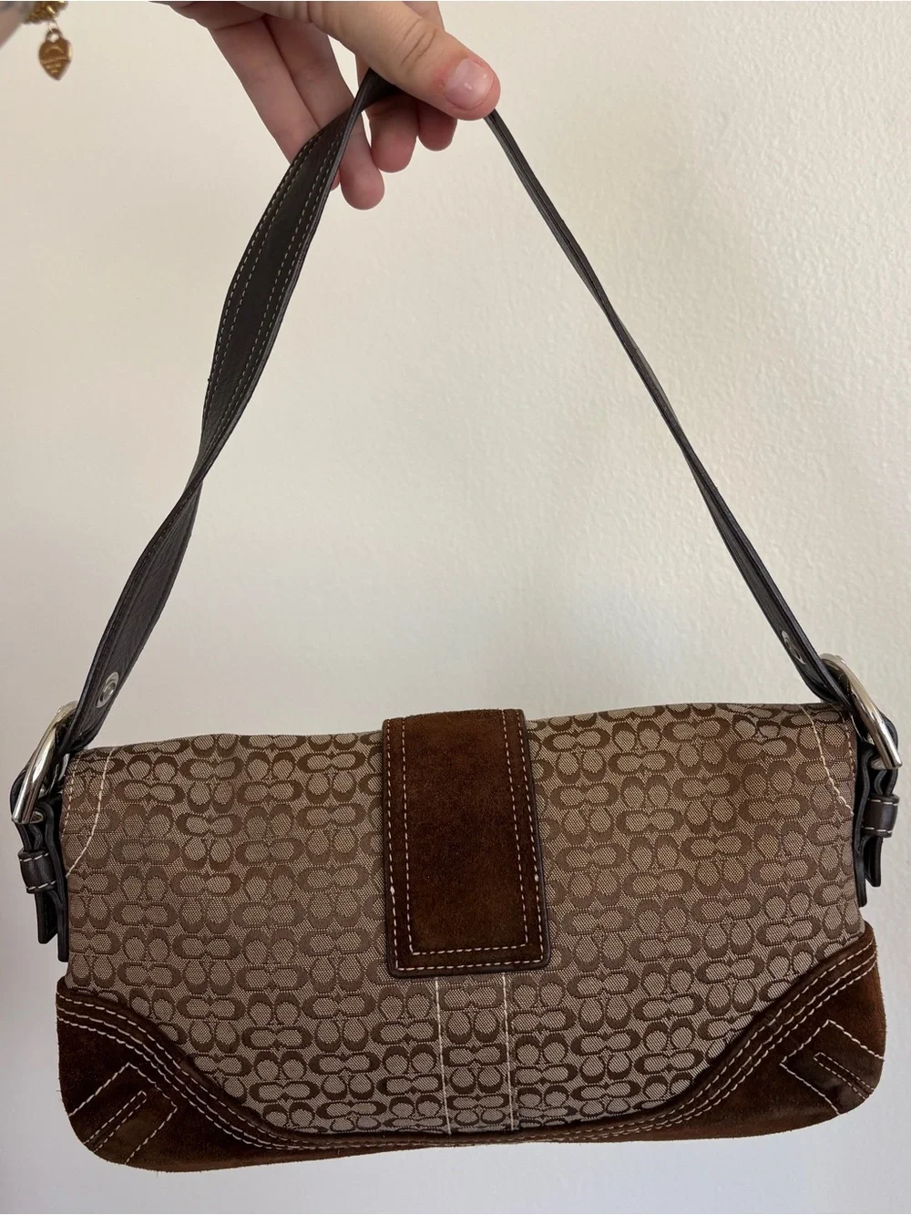 Vintage Coach Signature Suede Shoulder Bag – Style 3628